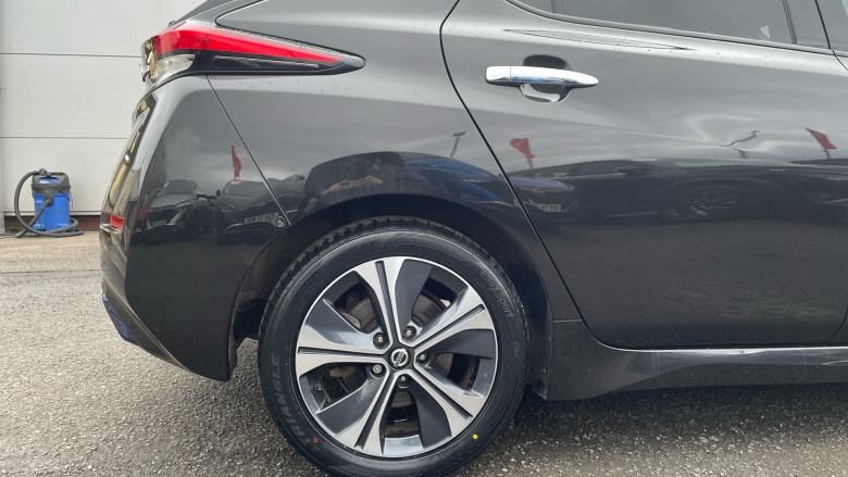 Nissan LEAF 110kW Tekna 40kWh 5dr Auto Electric Hatchback